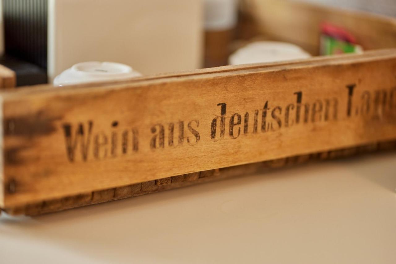Moselhotel Weinhaus Simon 'Sauna'Restaurant'Eladesaeule Wintrich Esterno foto