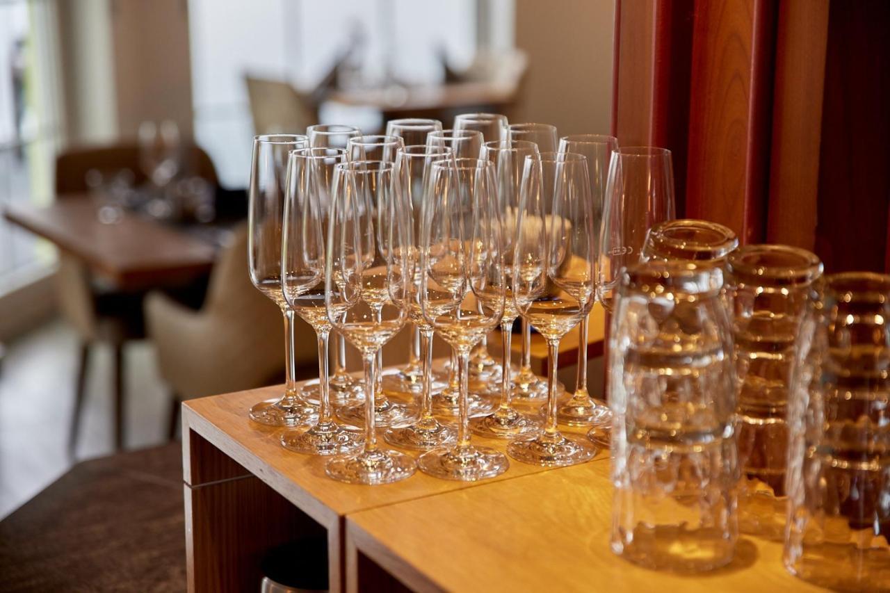 Moselhotel Weinhaus Simon 'Sauna'Restaurant'Eladesaeule Wintrich Esterno foto